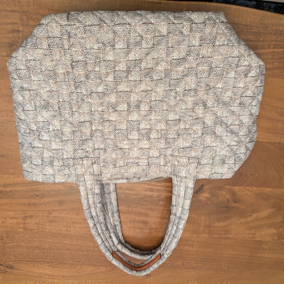 Gray Quilted Tote Bag - Picture 5 of 10